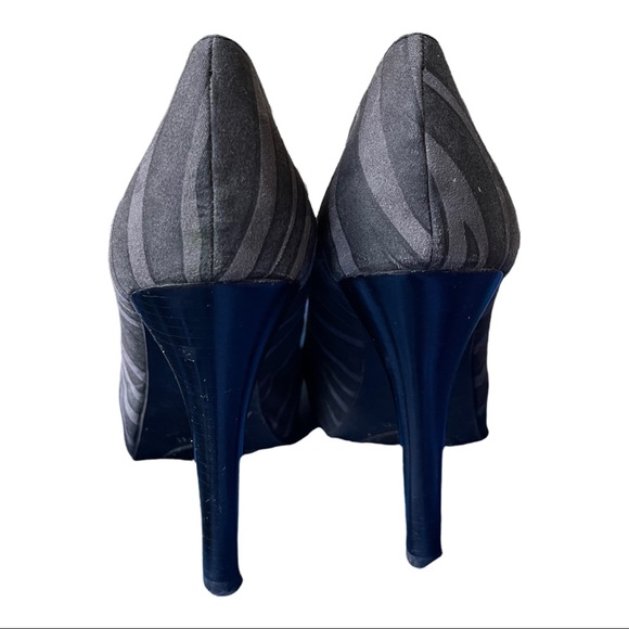 CARLOS by CARLOS SANTANA - - Picture 7 of 10